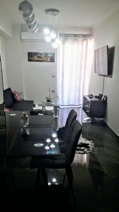 Tony Central Luxury Apartment 1 Chania  ภายนอก รูปภาพ